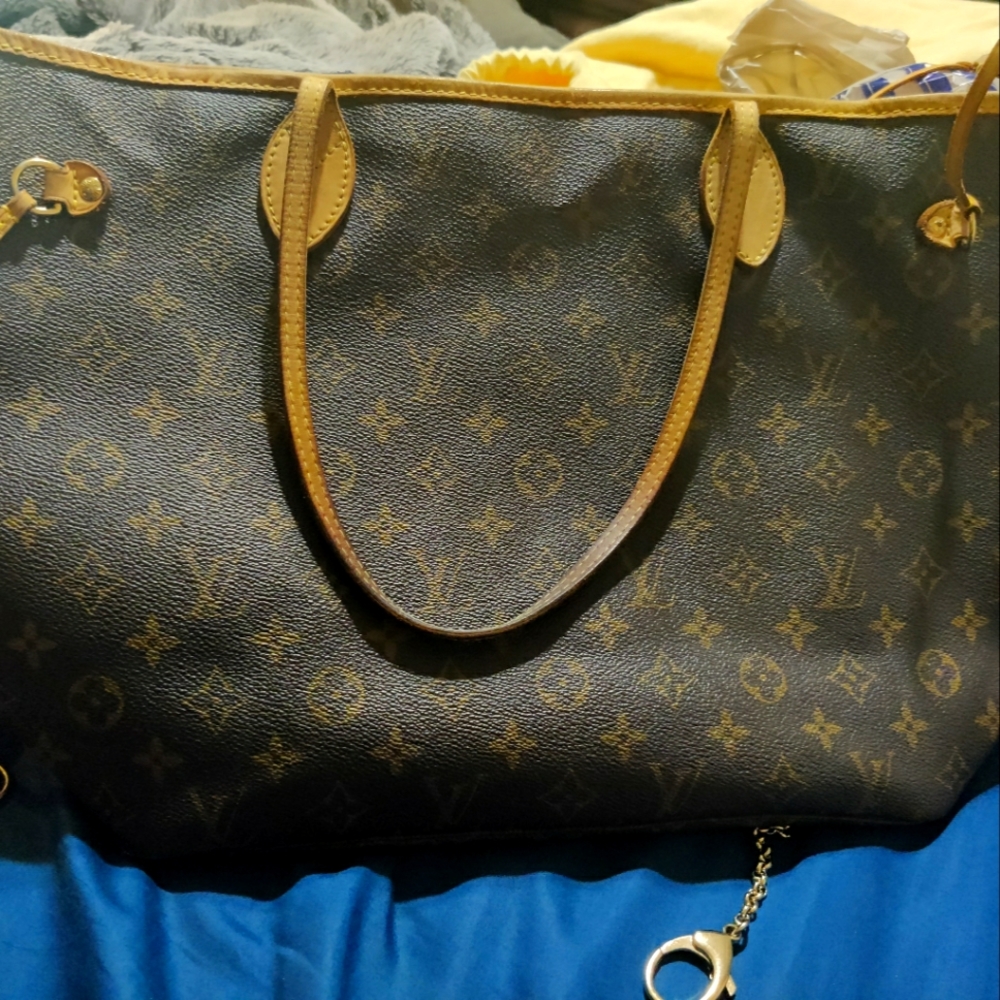 Louis Vuitton Neverfull mm